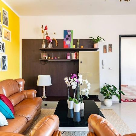 A Casa Di Gi Bed & Breakfast Porto Torres Exterior photo