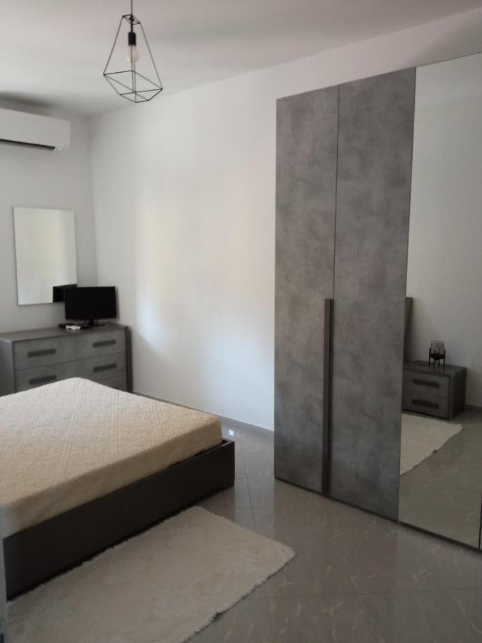A Casa Di Gi Bed & Breakfast Porto Torres Exterior photo