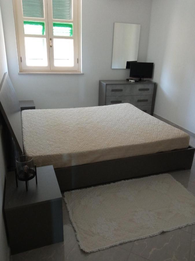 A Casa Di Gi Bed & Breakfast Porto Torres Exterior photo