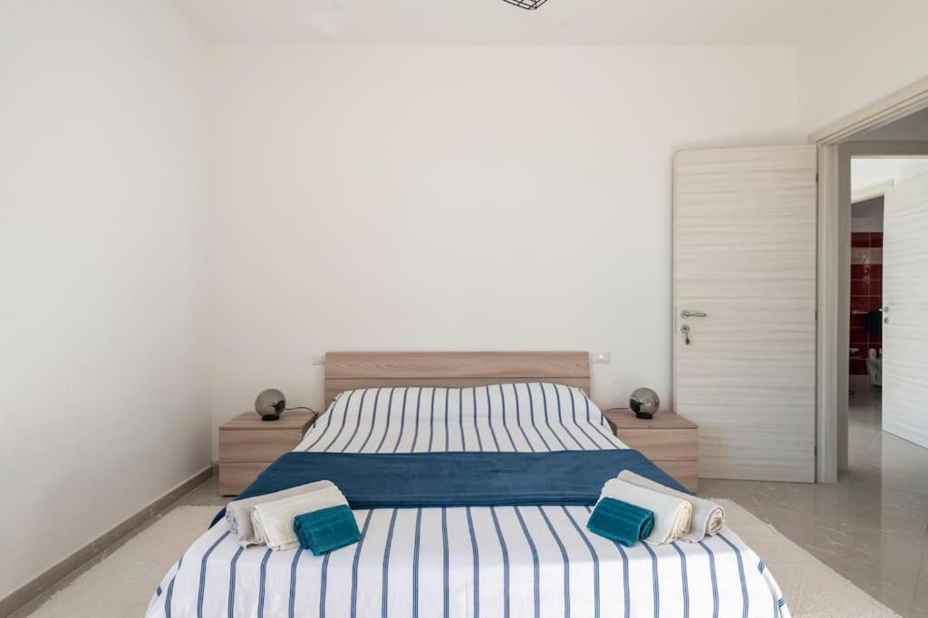 A Casa Di Gi Bed & Breakfast Porto Torres Exterior photo